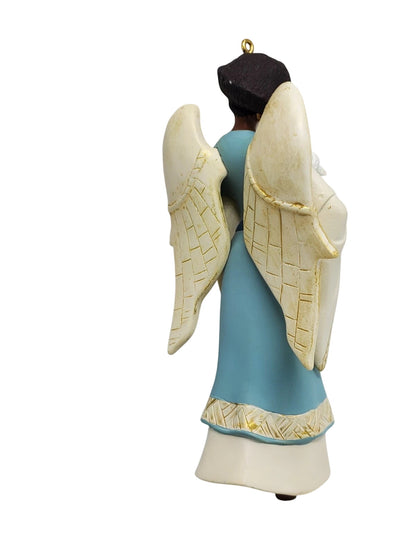 2010 A Gift From Heaven Hallmark Ornament (Angel) QXG7736