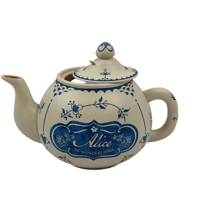 2010 Back to Wonderland (Alice in Wonderland)