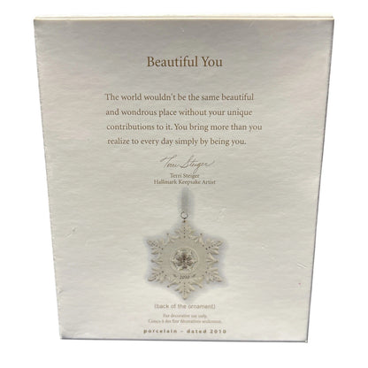 2010 Beautiful You Hallmark Ornament (Snowflake) QXG7523