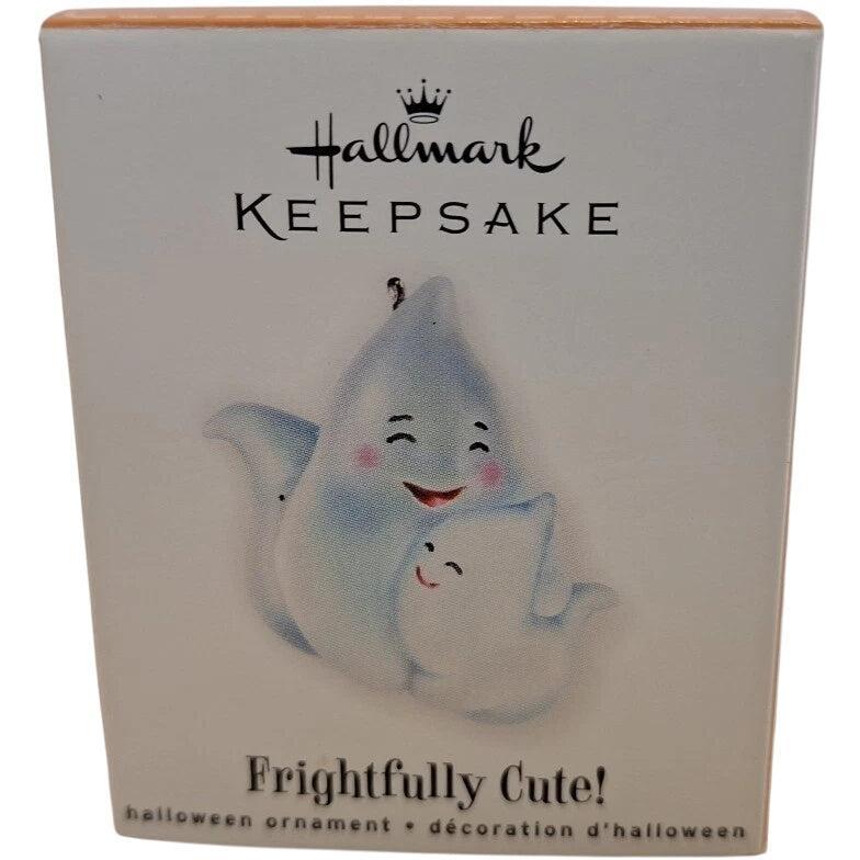 2010 Frightfully Cute! Hallmark Ornament (Halloween) QFO4626
