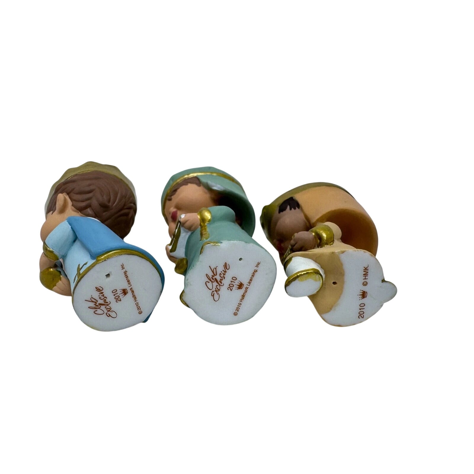 2010 Gifts We Bring Hallmark Ornament (Mary's Angels Nativity) QXC1015