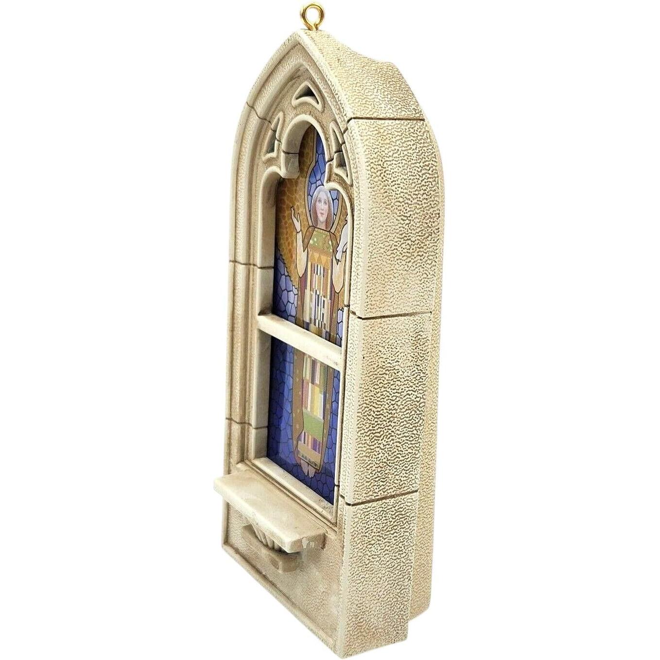 2010 Glad Tidings Hallmark Ornament (Windows of Faith) QX8363