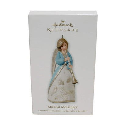 2010 Musical Messenger Hallmark Ornament (Angel) QXG7316