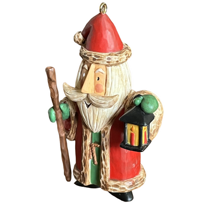 2010 Santa Spreads the Spirit Hallmark Ornament (Santa Claus) QXG7403