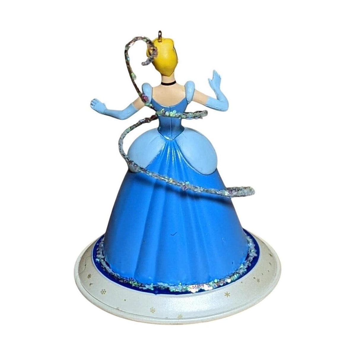 2010 Bippity Boppity Boo! Hallmark Ornament (Cinderella) QXD1053 Image3