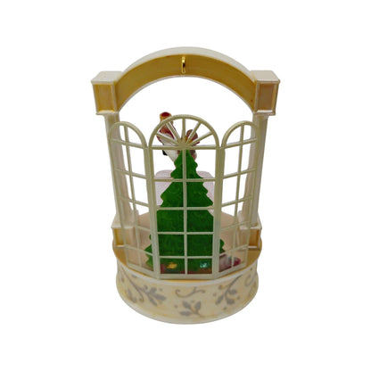 2010 Clara and the Nutcracker Hallmark Ornament (Nutcracker) QXG7626 Image4