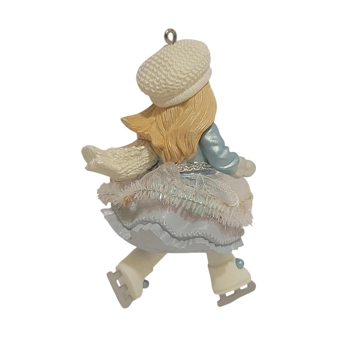 2010 Dazzling Winter Skater Hallmark Ornament (Madame Alexander) QX8313 Image4
