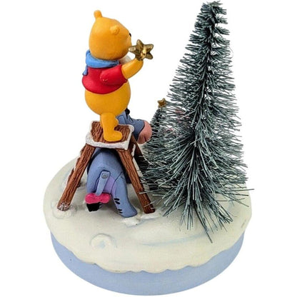 2010 Deck the Woods! Hallmark Ornament (Winnie the Pooh) QXD1023