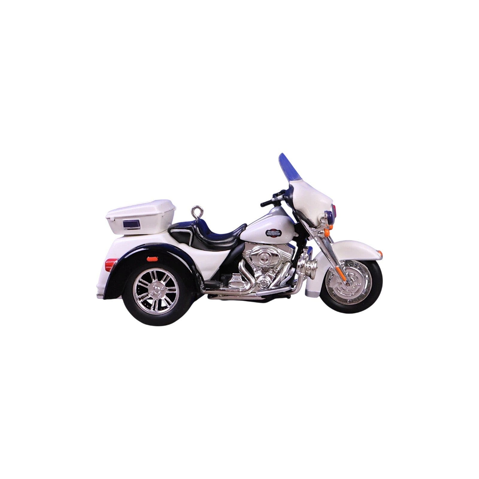 2010 Hallmark Ornament (2009) Tri Glide Ultra Classic Inaugural Trike Hallmark Ornament (Harley-Davidson) QXE3043 Image8