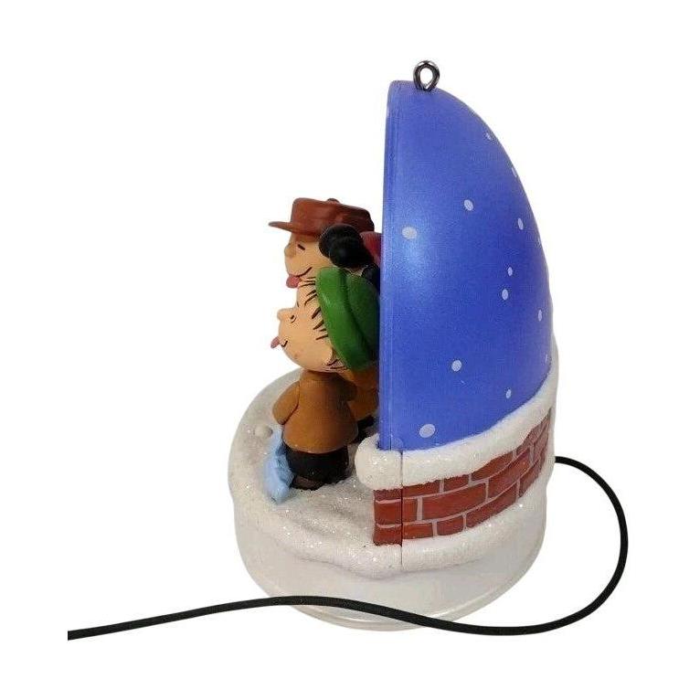 2010 Ho! Ho! Ho! Tasty Snow! Hallmark Ornament (Peanuts) QXI2927 Image5