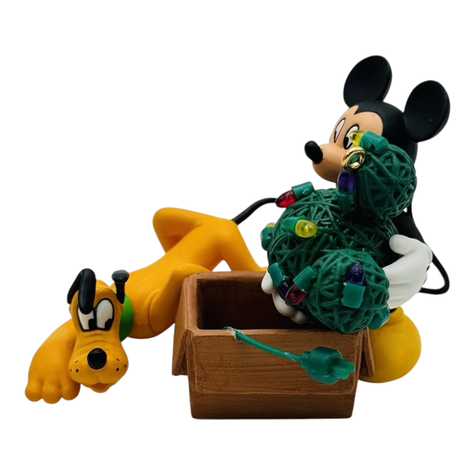 2010 Knot a Problem Hallmark Ornament (Mickey Mouse & Friends) QXD1006