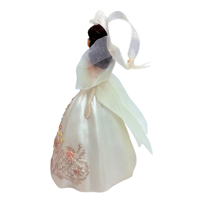 2010 Lady of the Manor Hallmark Ornament (Barbie) QXC5017