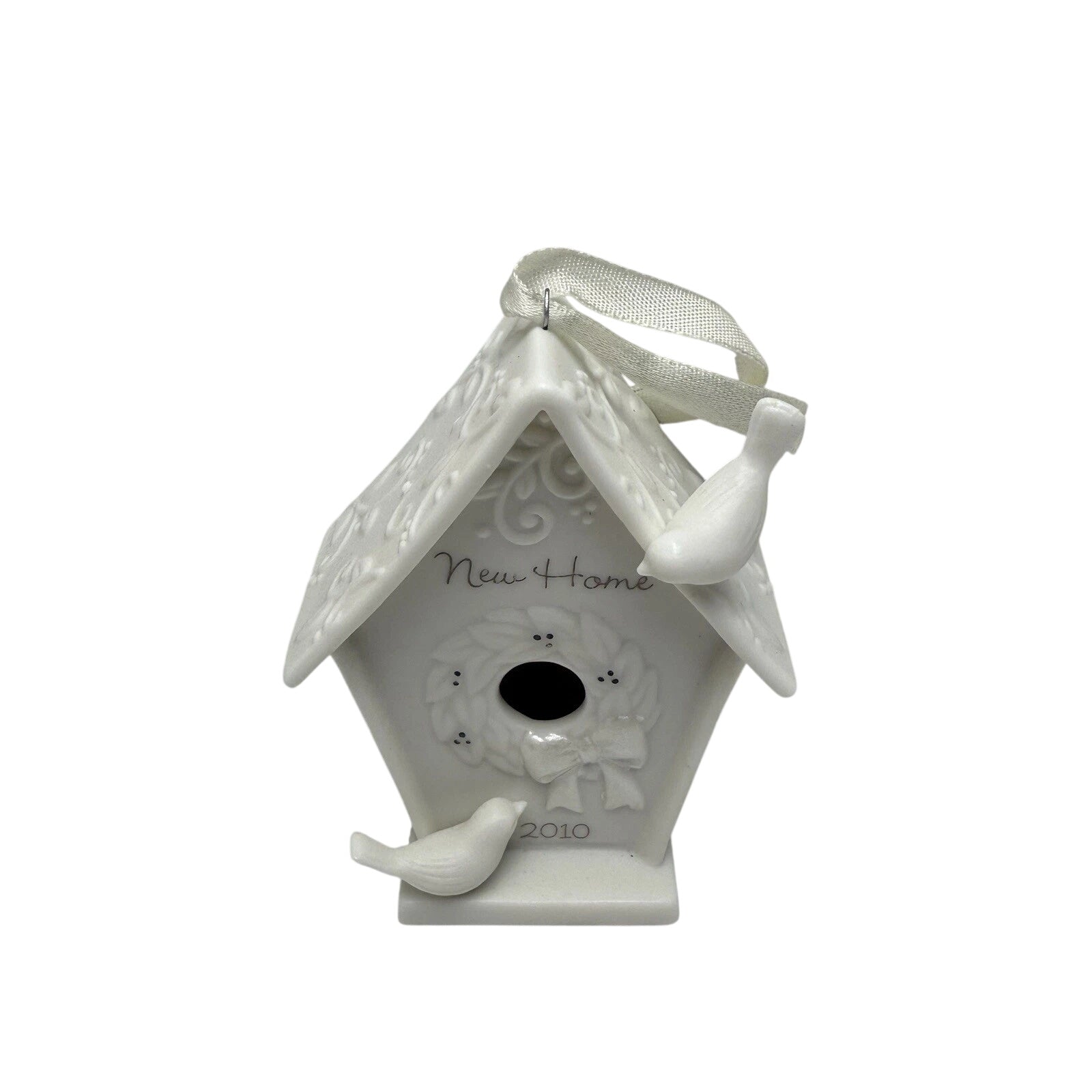 2010 New Home Hallmark Ornament (Bird) QXG7663 Image1