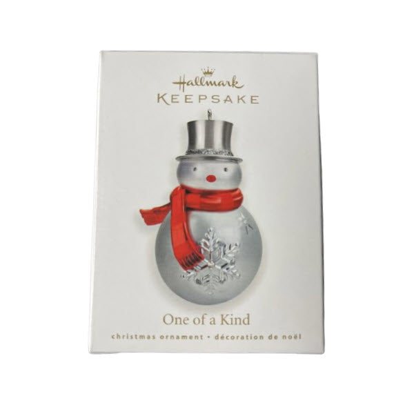 2010 One of a Kind Hallmark Ornament (Snowmen) QXG7383