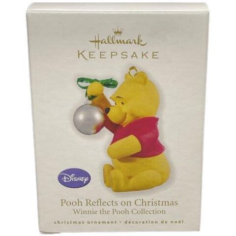 2010 Pooh Reflects on Christmas Hallmark Ornament (Winnie the Pooh) QXD1016