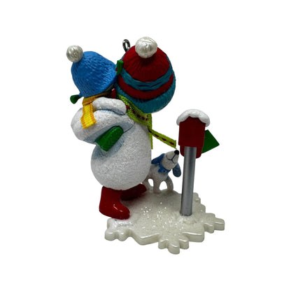 2010 Santa's Wish List Letter Hallmark Ornament (Making Memories) QX8346 Image4