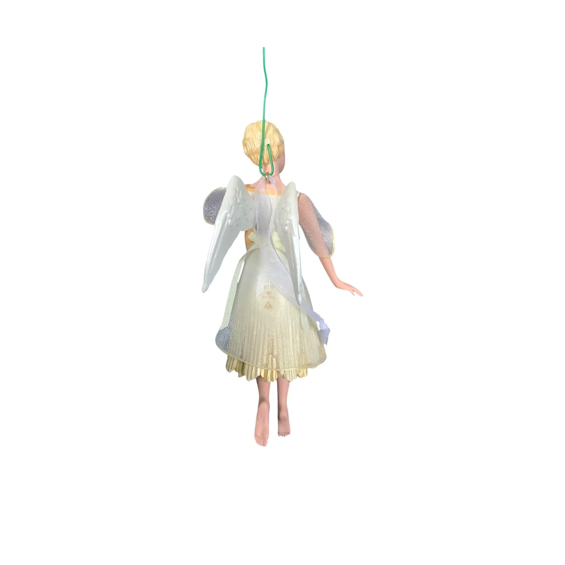 2010 The Wonder of Christmas Hallmark Ornament (Holiday Angels) QX8416 Image3