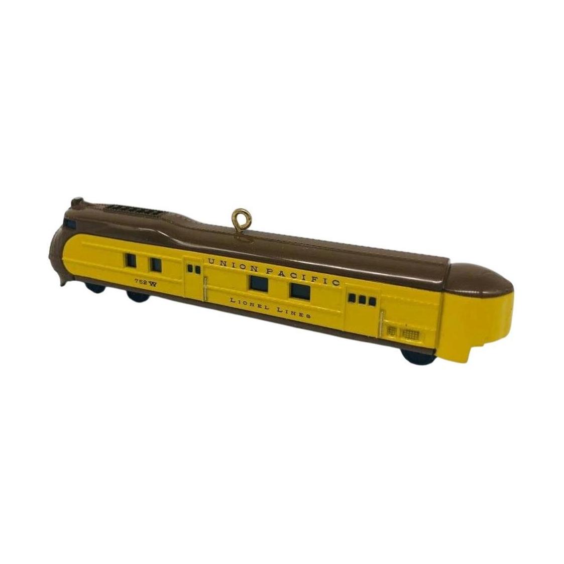 2010 Union Pacific Streamliner Locomotive Hallmark Ornament (Lionel) QX8626 Image3