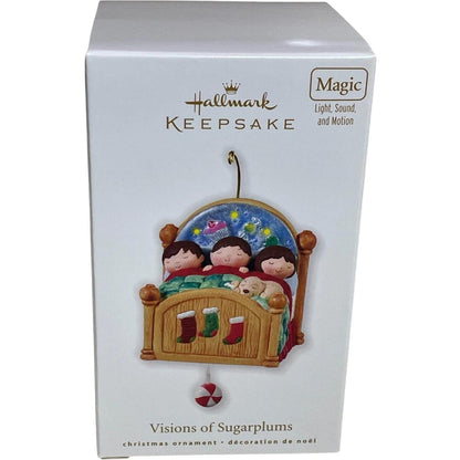 2010 Visions of Sugarplums Hallmark Ornament (Family) QXG7703