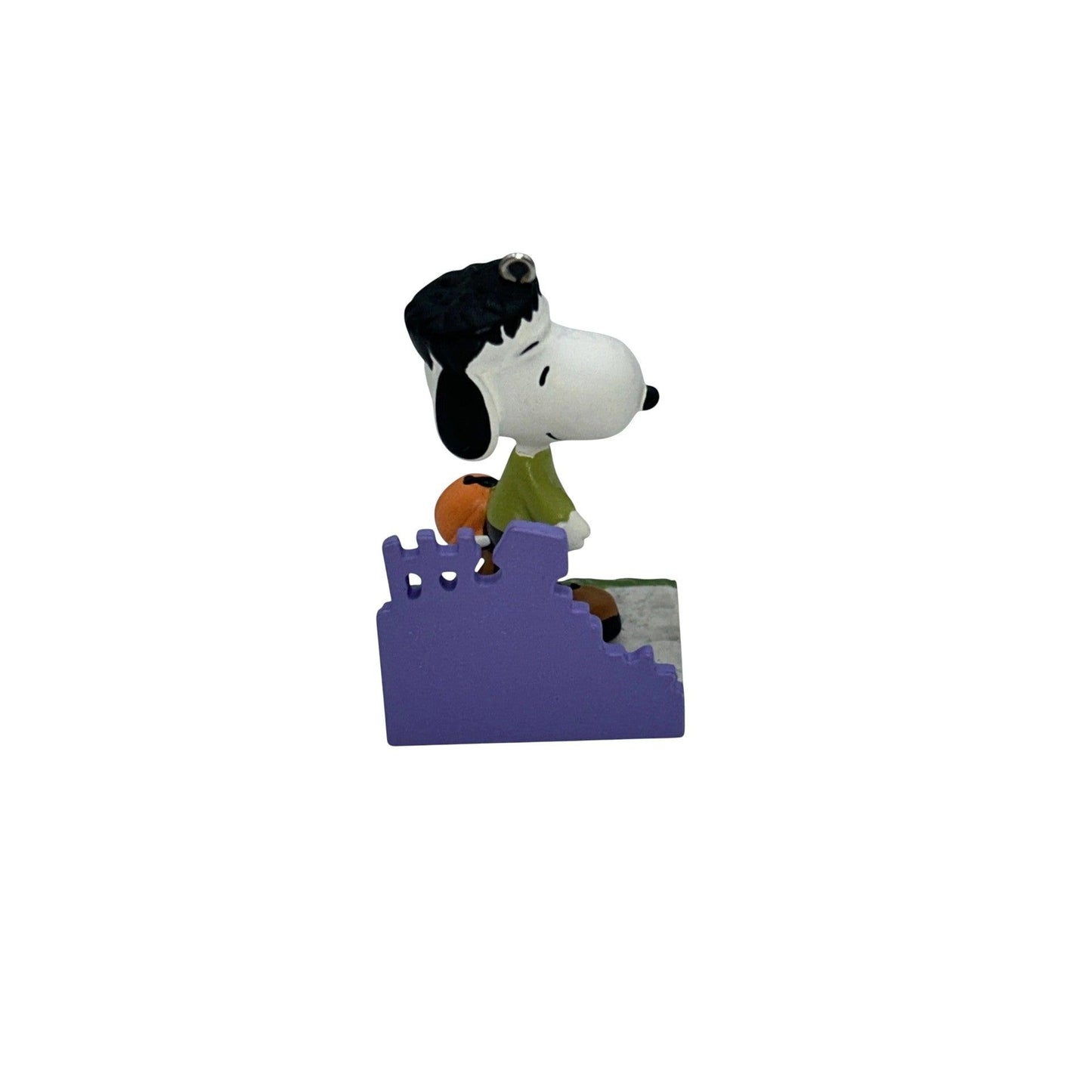 2011 A Monstroua Disguise (Peanuts)