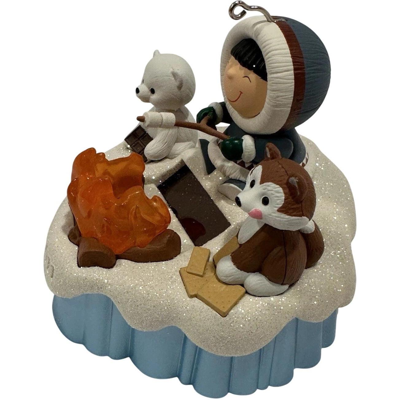 2011 Frosty Friends - S'more Treats Hallmark Ornament (Frosty Friends) QXG4187