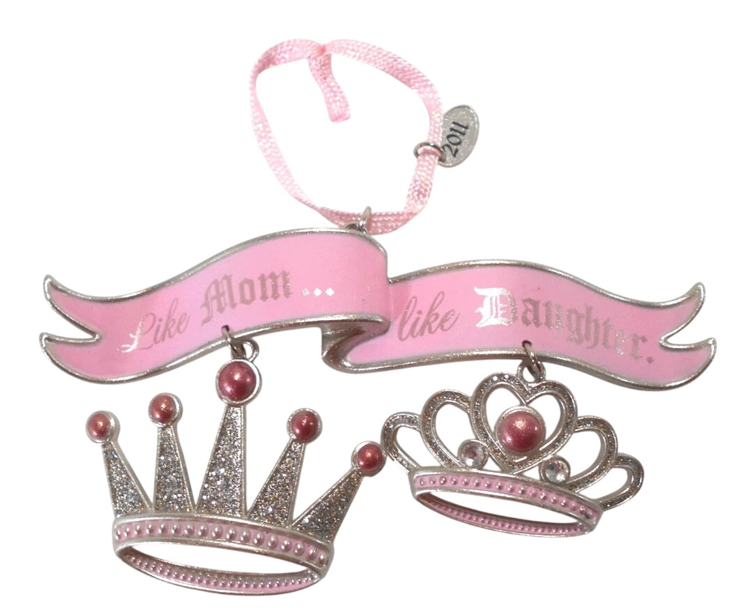 2011 Like Mom, Like Daughter Hallmark Ornament (Family) QXG4169