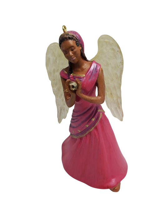 2011 Wings of Love Hallmark Ornament (Angel) QXG4027