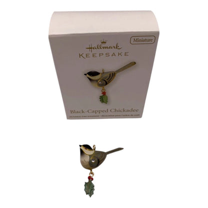 2011 Black-Capped Chickadee (Beauty of Birds)