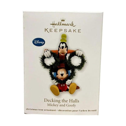 2011 Decking the Halls Hallmark Ornament (Mickey Mouse & Friends) QXD1037 Image2