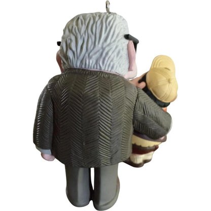 2011 Disney/Pixar Legends Hallmark Ornament (UP) QX8927
