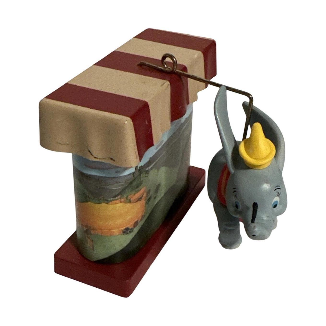 2011 Dumbo Takes to the Sky! Hallmark Ornament (Dumbo) QXD1057 Image3