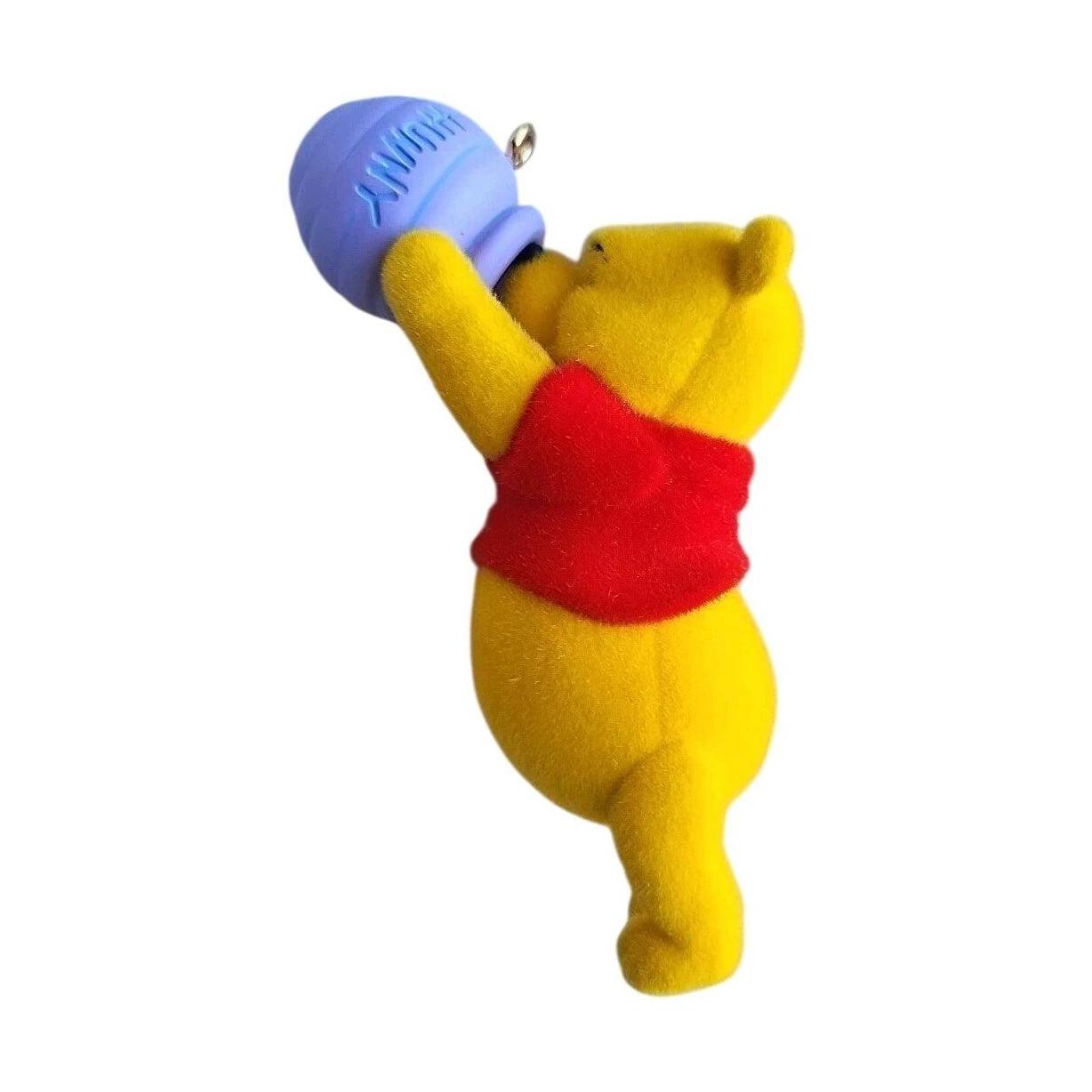 2011 Hoping for Hunny Hallmark Ornament (Winnie the Pooh) QXD1077 Image1