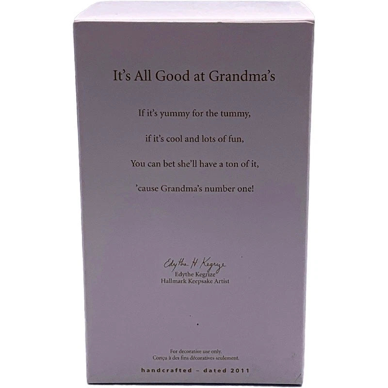 2011 It's All Good at Grandma's Hallmark Ornament (Family) QXG4079 Image5