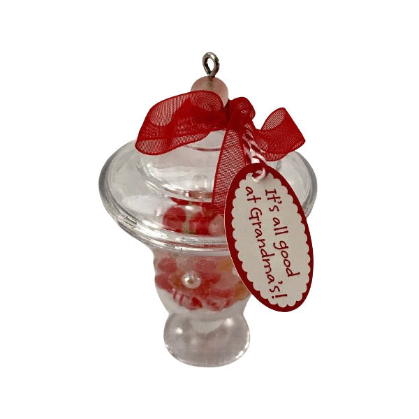 2011 It's All Good at Grandma's Hallmark Ornament (Family) QXG4079