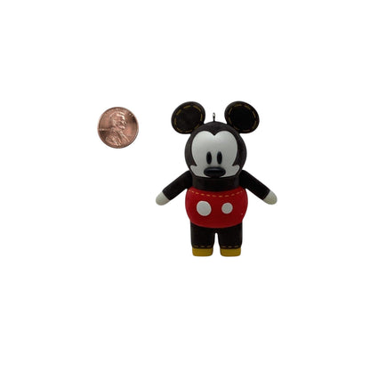 2011 Look Who's Pook-a-Looz! (Mickey Mouse & Friends)