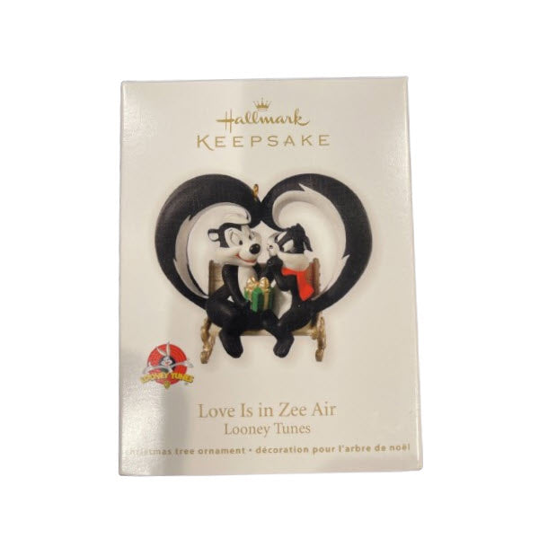 2011 Love Is in Zee Air Hallmark Ornament (Looney Tunes) QXI2053