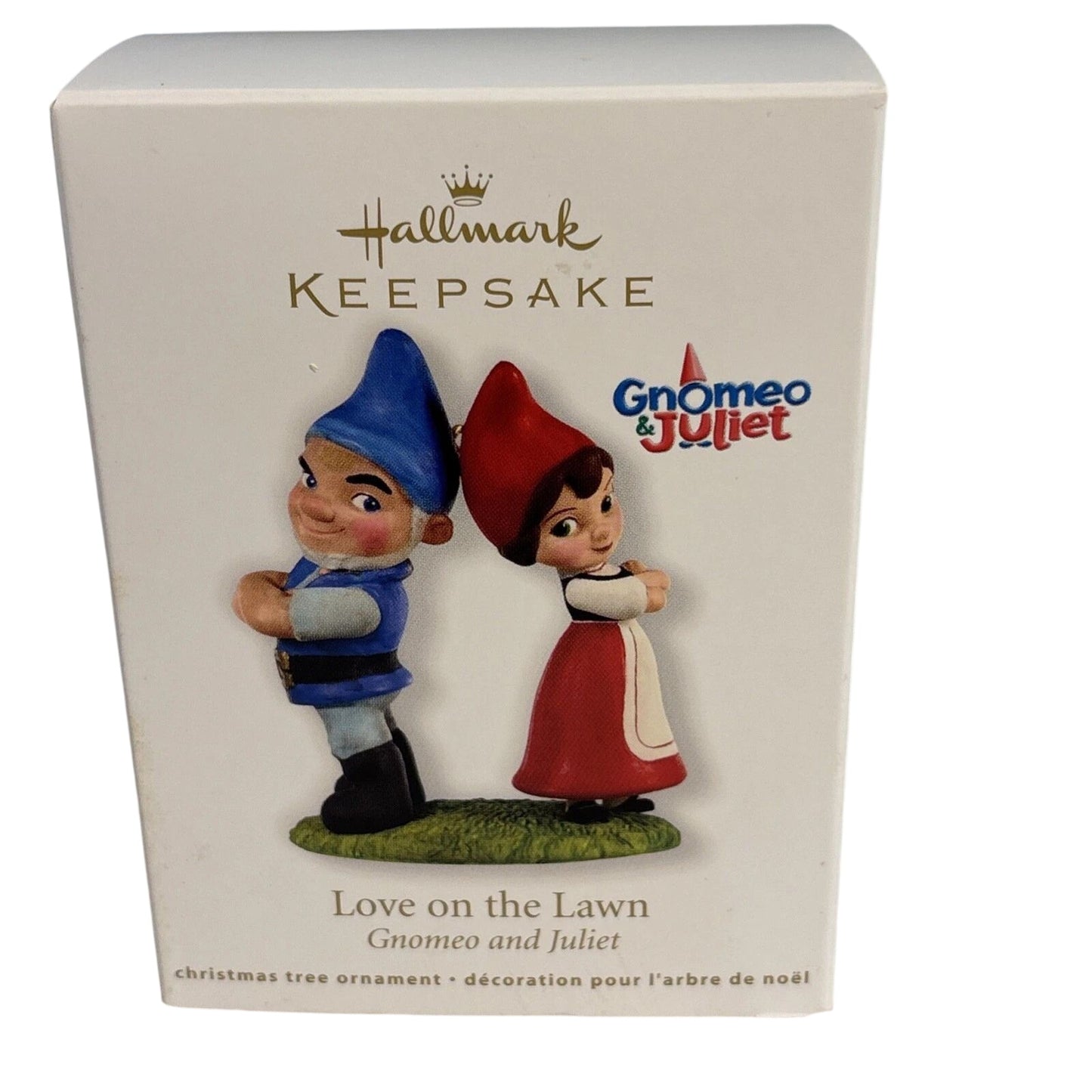 2011 Love on the Lawn Hallmark Ornament (Gnomeo and Juliet) QXD1019
