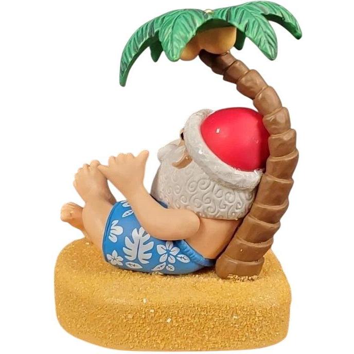 2011 Mele Kalikimaka Hallmark Ornament (Beach) QXG3219