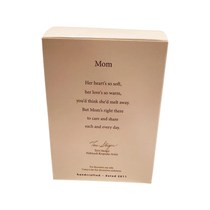 2011 Mom Hallmark Ornament (Family) QXG4009 Image7