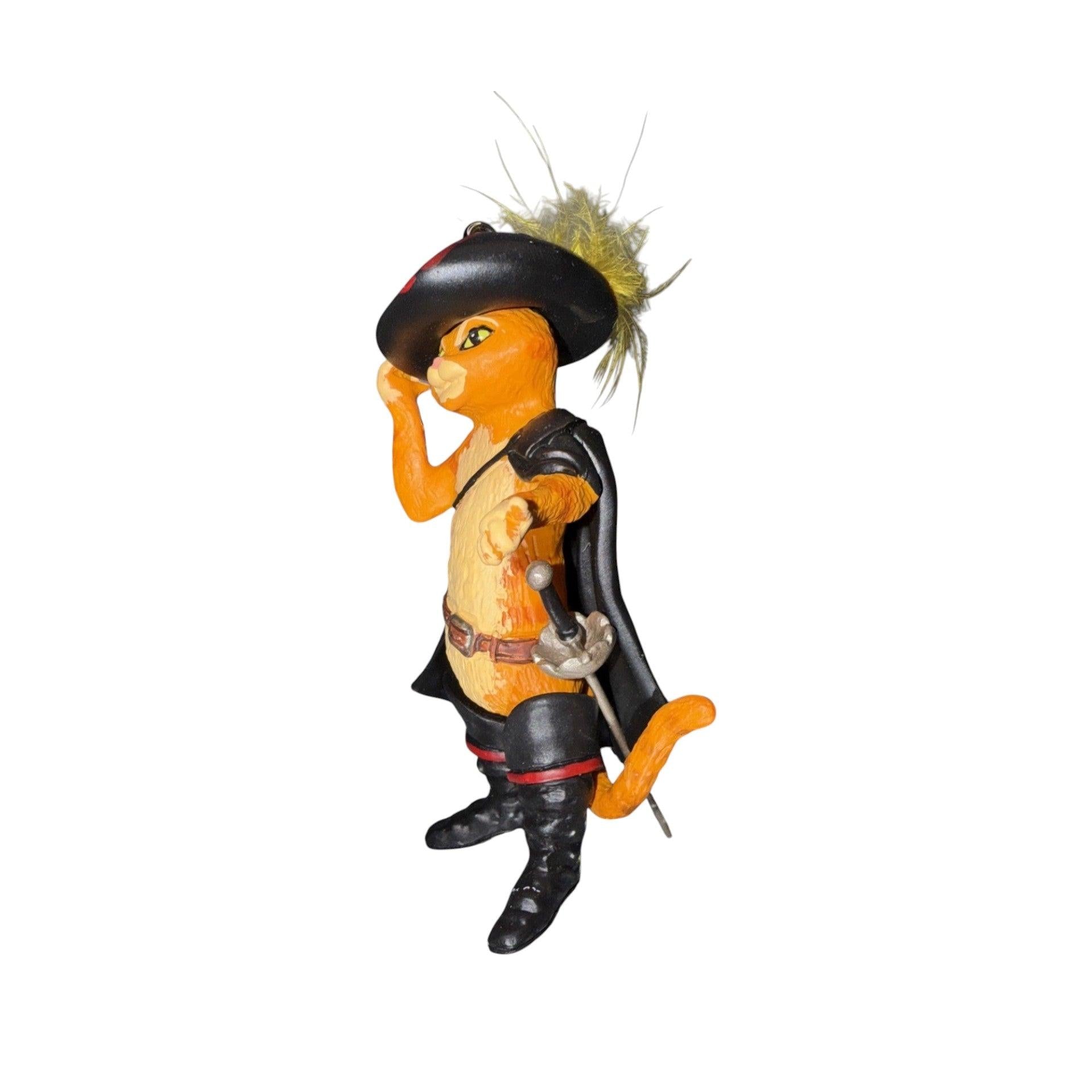 2011 Puss in Boots Hallmark Ornament (Shrek) QXI2617 Image3