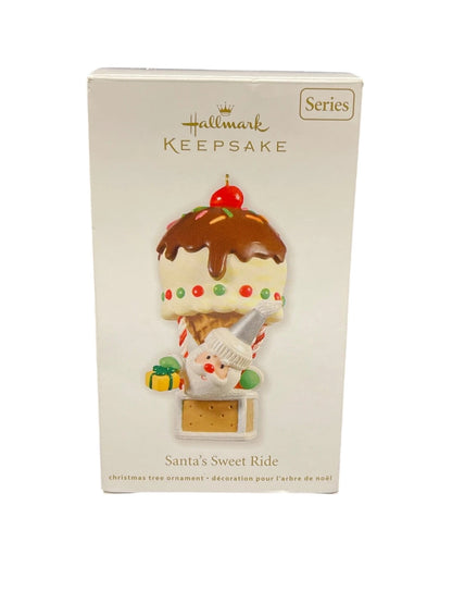 2011 Santa's Sweet Ride - Five Sweet Years Hallmark Ornament (Santa's Sweet Ride) QX8797 Image2