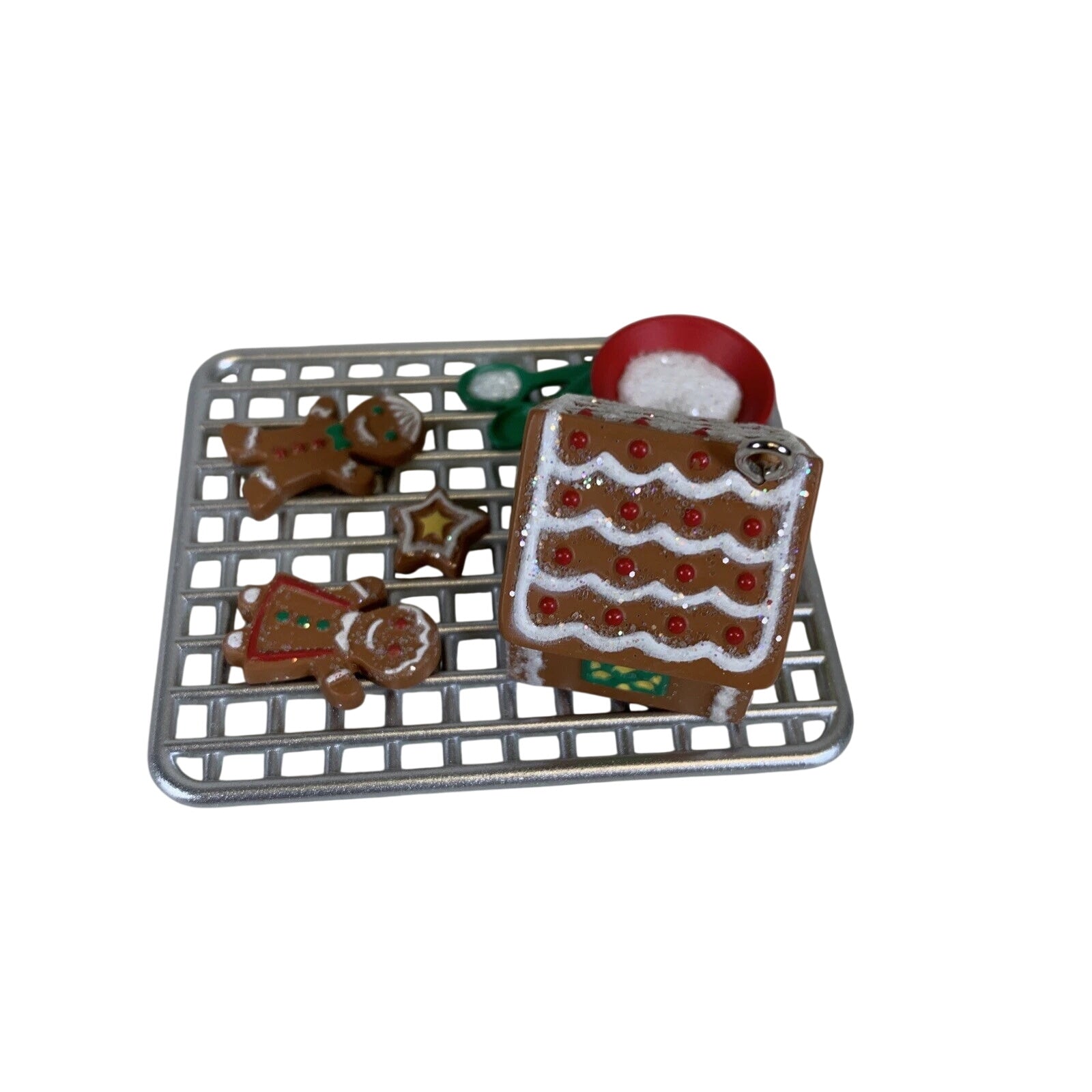 2011 Season's Treatings Hallmark Ornament (Season's Treatings) QX8739 Image4
