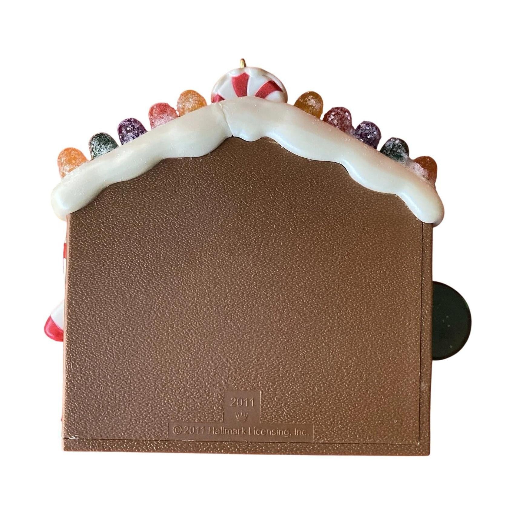 2011 Sittin' With Santa Hallmark Ornament (Photo Holder) LPR3469 Image3