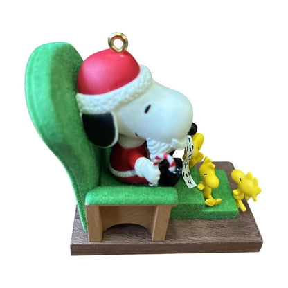 2011 Snoopy Claus Hallmark Ornament (Peanuts) QXI2899 Image3