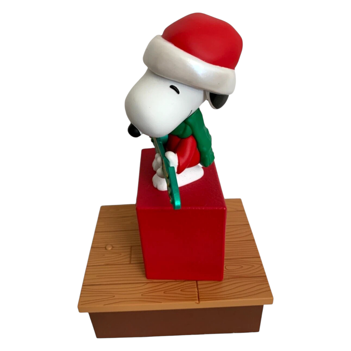 2011 Snoopy Playing Guitar (Peanuts)