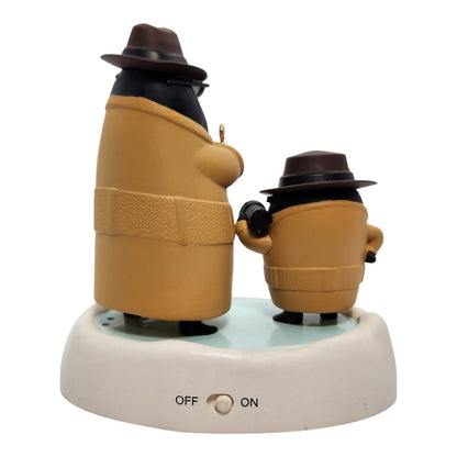 2011 Where's Santa's Stuff? Hallmark Ornament (Ornament and Book Set) QXG4729