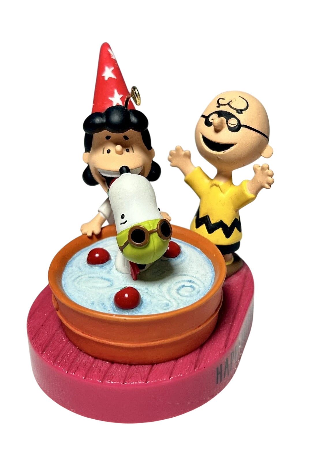 2012 Bobbing for Apples Hallmark Ornament (Peanuts) QFO5201