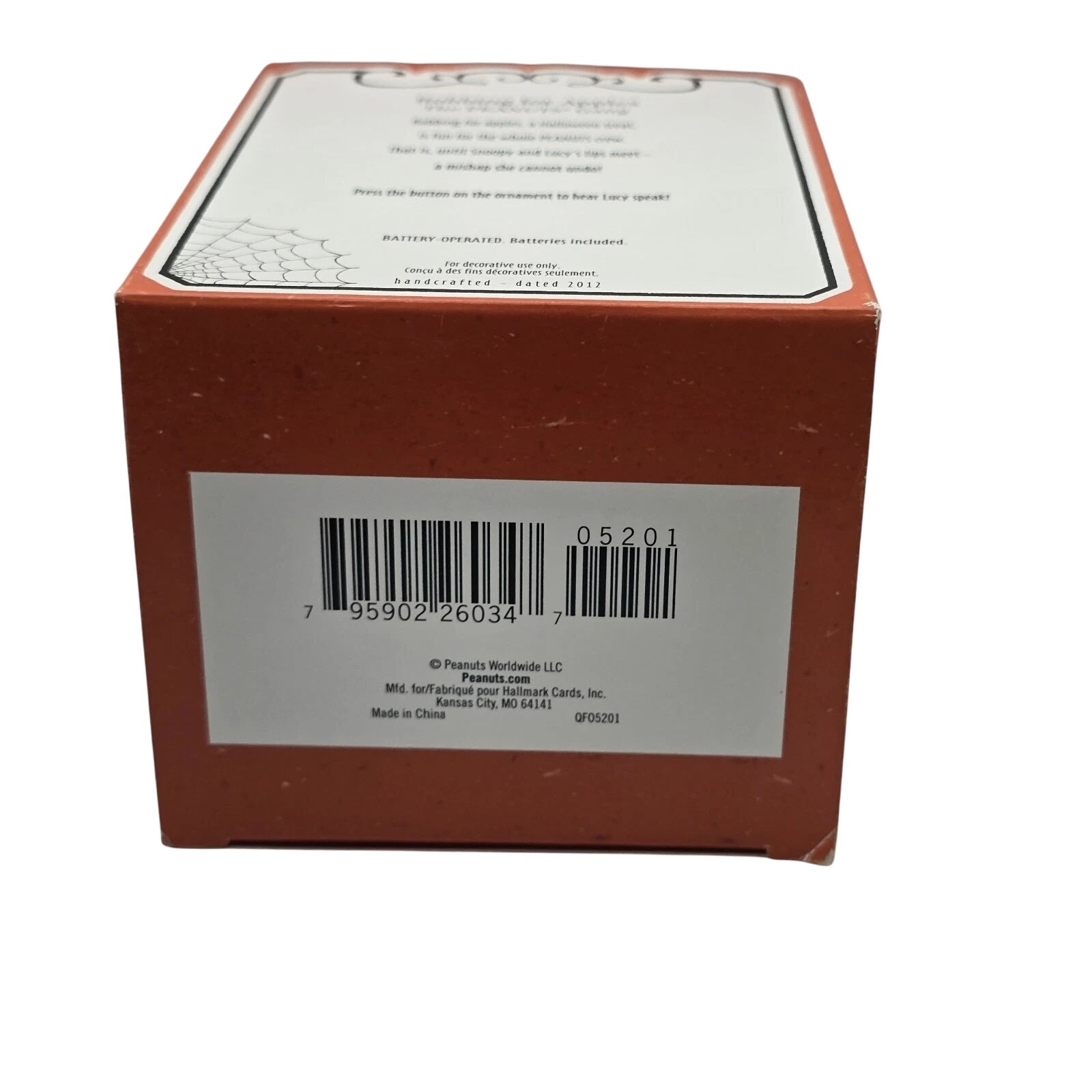 2012 Bobbing for Apples Hallmark Ornament (Peanuts) QFO5201