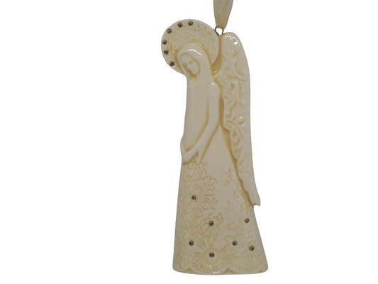 2012 Prayer Angel Hallmark Ornament (Angel) QXG4011