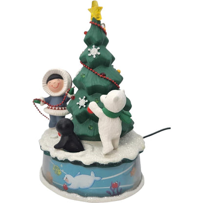 QXG4561 2021 Trimming the Tree Image4